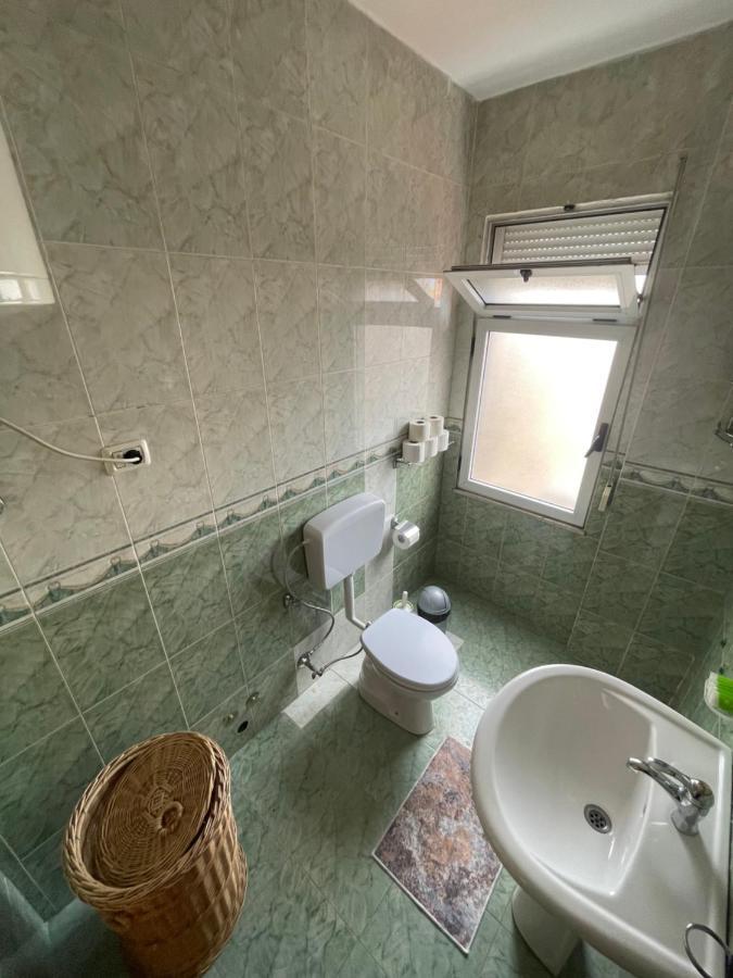 Pedestrian Street Center Apartment Shkodër Eksteriør billede