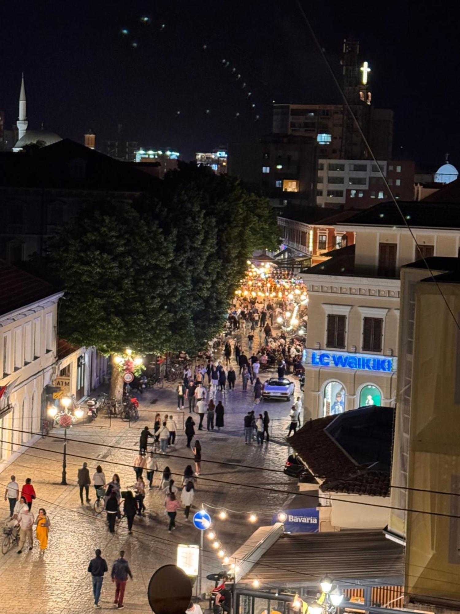 Pedestrian Street Center Apartment Shkodër Eksteriør billede